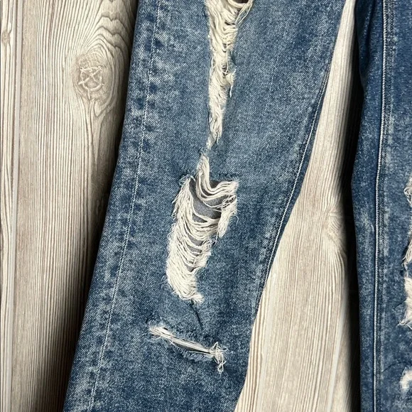 American Eagle Outfitters Women's Ripped Blue Skinny Jeans - Picture 2 of 8